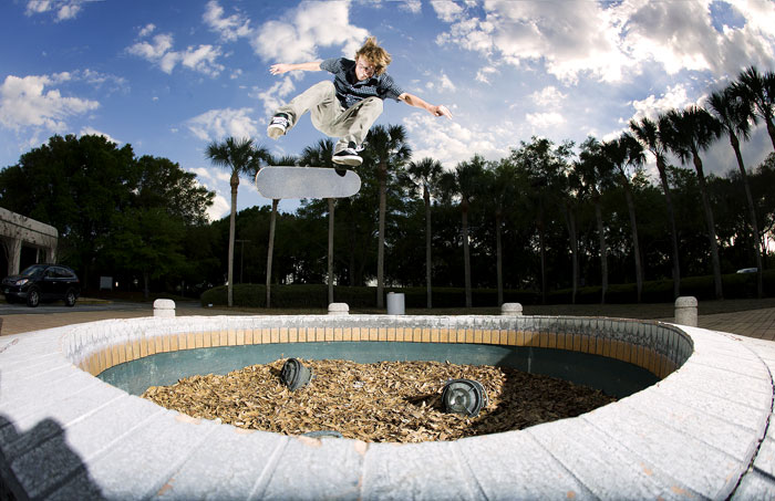 Tyler Bledsoe “knows Ounces” Etnies