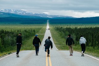 Thaynan Costa E Amigos  – Into The Wild – Skate Alaska Parte 1 E 2