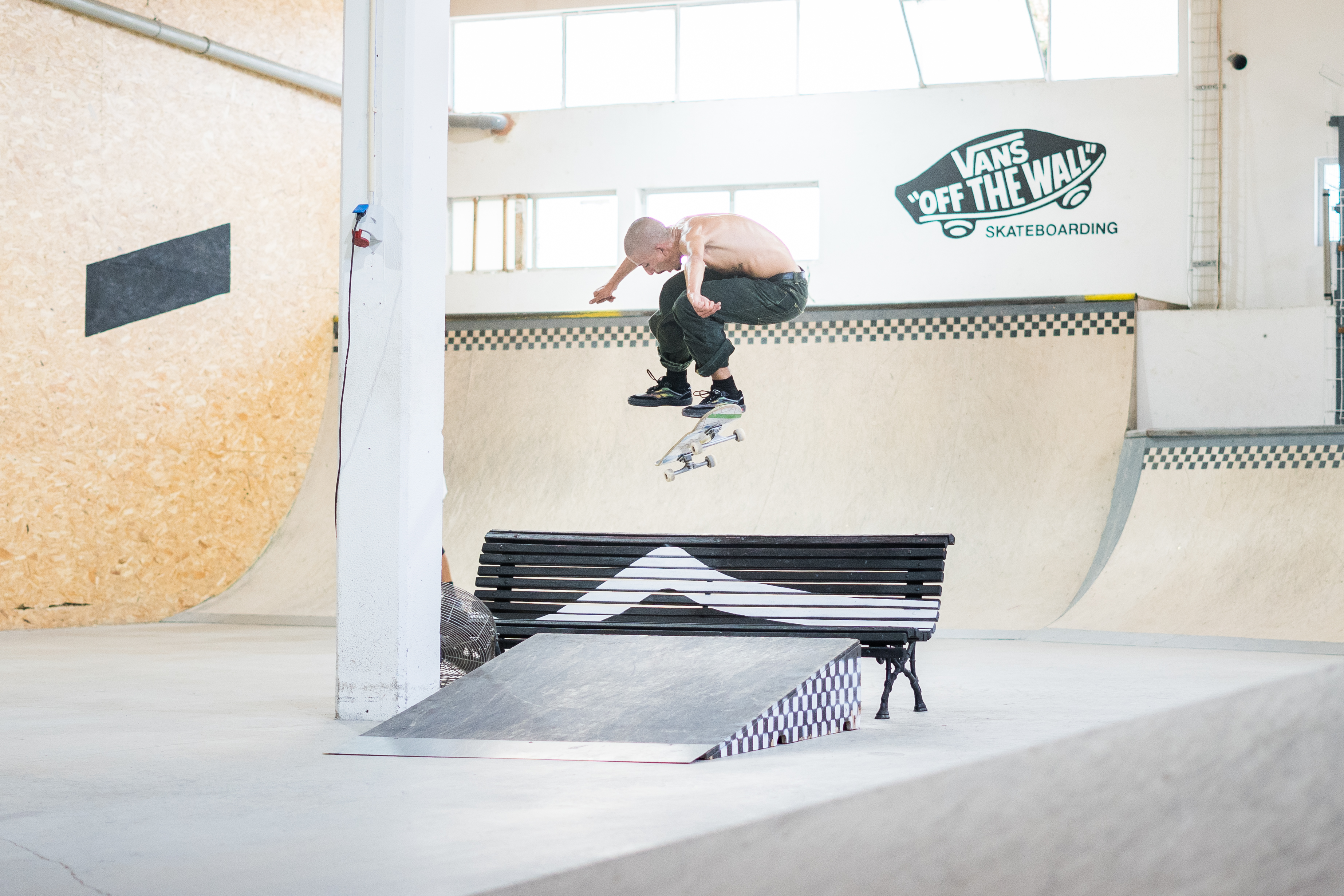 Vans – Wear Test Wayvee – SLX Benedita – Surge Skateboard