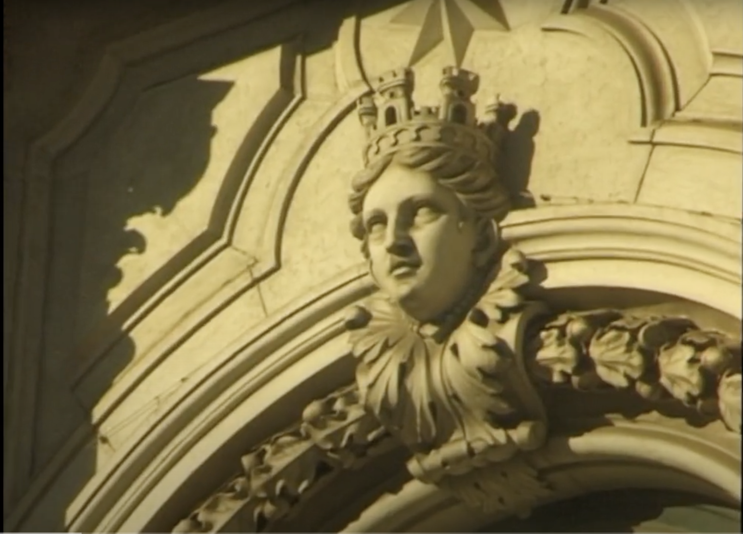 Gotta Love Lisbon’s Calçada